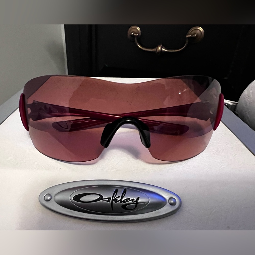 Oakley Miss Conduct